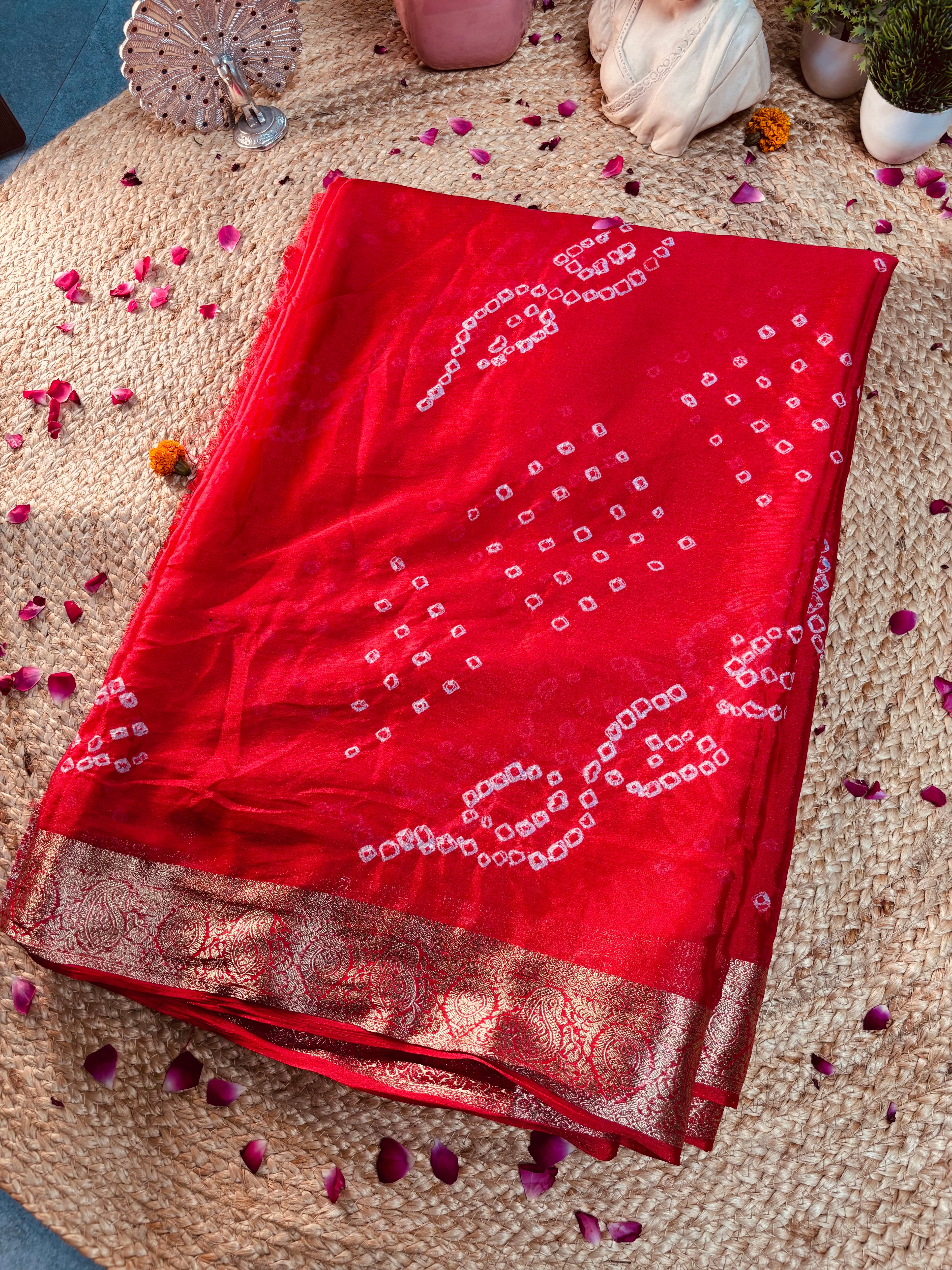 Red Leher Zari Saree