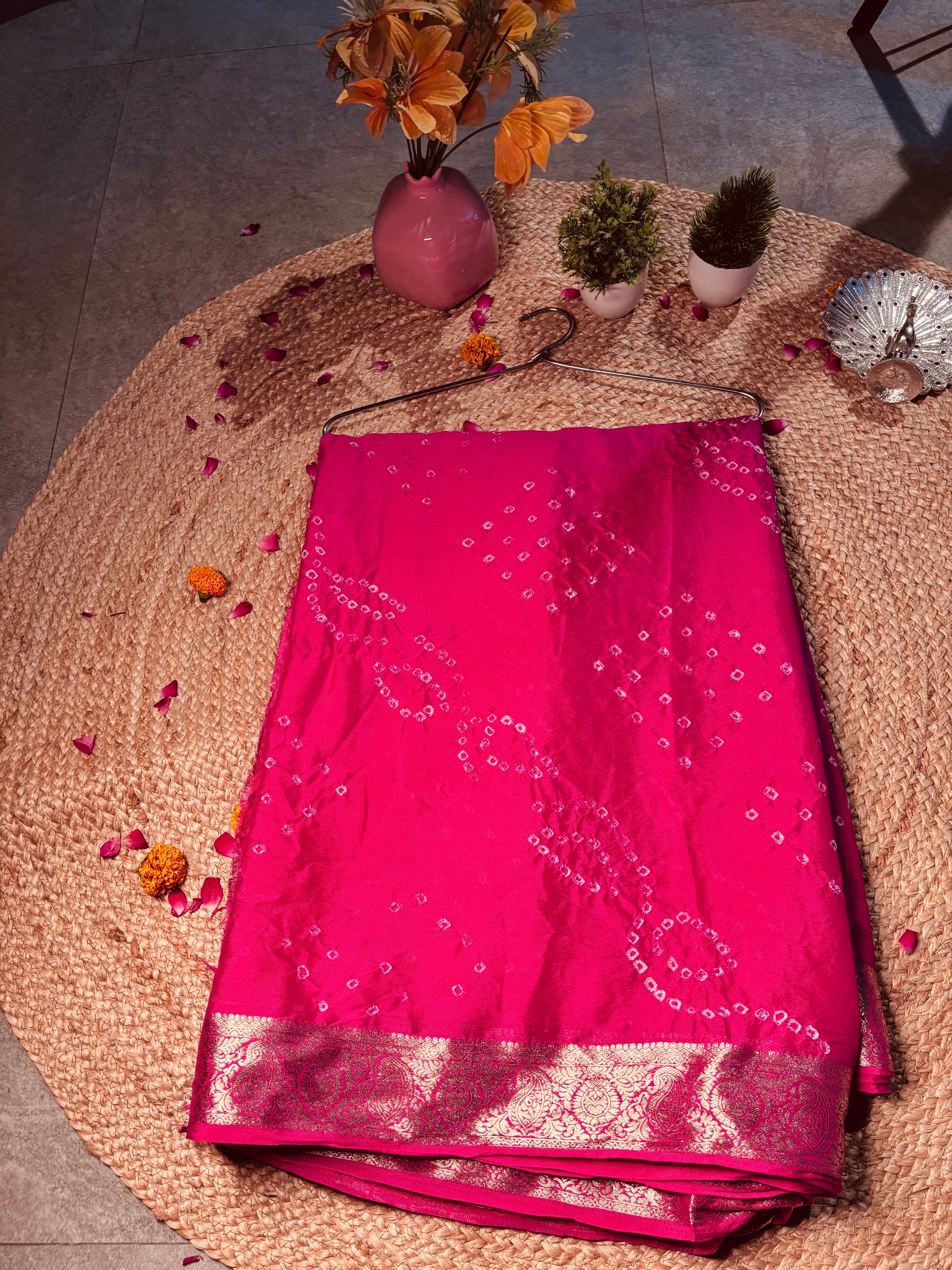 Rani Leher Zari Saree